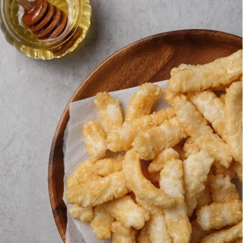 Jocheong Yugwa – Snack Tradicional Coreano de Arroz Dulce